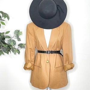 Sag Harbor wool blazer. Tan. 
One button
Fully lined 
Lightly padded shoulders